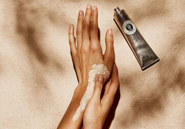 One-Minute Hand Scrub